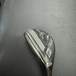 Left hand Mizuno clk22 hybrid like new