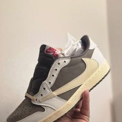 Travis Scott Jordan 1 Low Reverse Mocha 