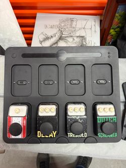 Nexy Guitar Effects Pedal Board with 4 Pedals