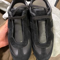 Maison Margiela Replica GAT Sneakers Triple Black Gum Sole Men’s Size 44 | Leather Suede