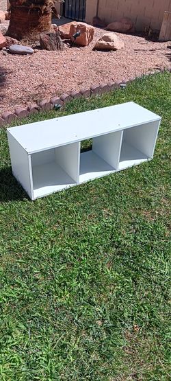 White 3-Cube Storage Shelf