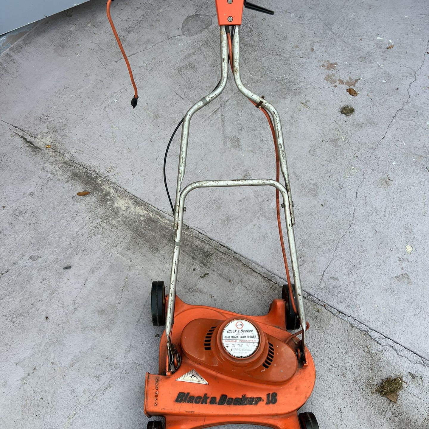 Lawn Mower - Black + Decker Corded Electric Mower for Sale in Vancouver, WA  - OfferUp