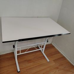 Artist Desk.. Read Description 