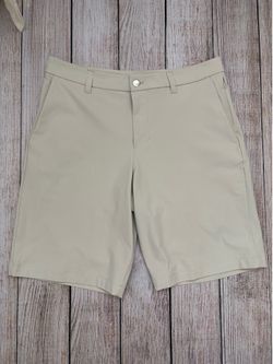 Men’s Lululemon shorts  size 33