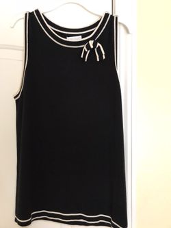 Very nice black blouse medium size