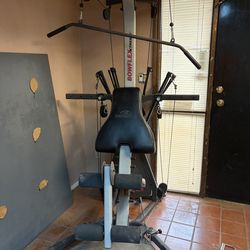 Bow Flex Extreme 2 Workout equipment