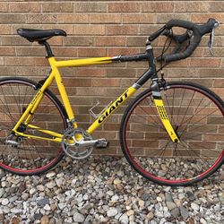 Giant TCR 2 Road Bike 56cm (M/L)