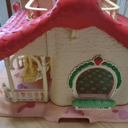 1980’s Strawberry Shortcake Very Berry House