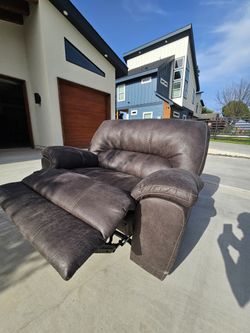 Recliner