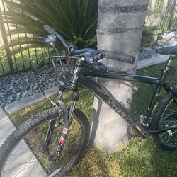 Mountain Bike  8 Speed