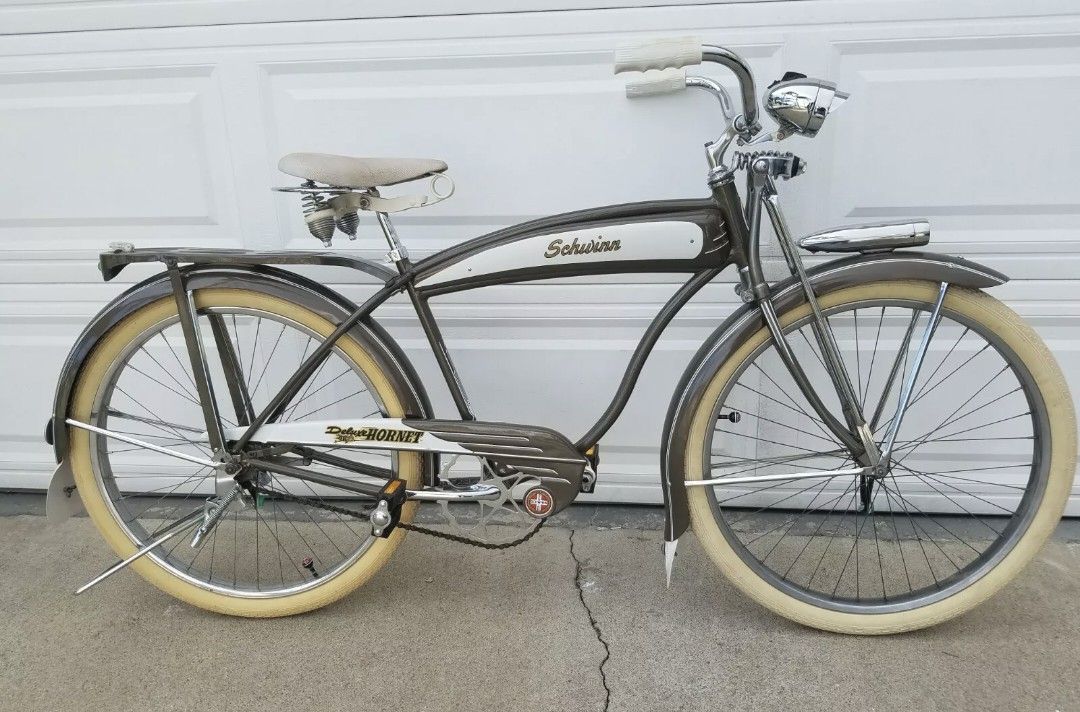 Vintage 1951 Schwinn DX Beach Cruiser, Skip Tooth S2 Rims