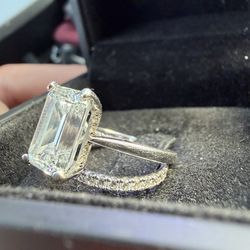 5.06 CT Diamond Hidden Halo Emerald Engagement Ring VS1 Perfect Condition.