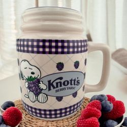 Knott’s Berry Farm Peanuts Snoopy Boysenberry Large Coffee Mug 