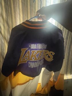 2020 Wind Breaker Lakers Champs
