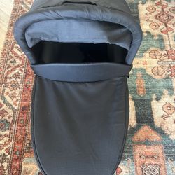 Thule Bassinet 