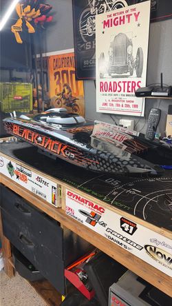 PROBOAT BLACK JACK 42, 8s spektrum