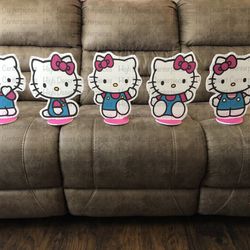 Hello Kitty Centerpieces