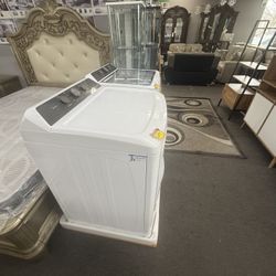 999 Washer And Dryer New With Warranty 