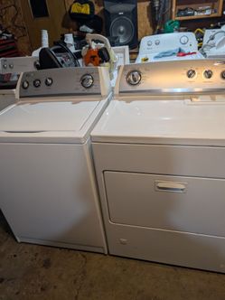 Whirlpool Washer And Gas Dryer