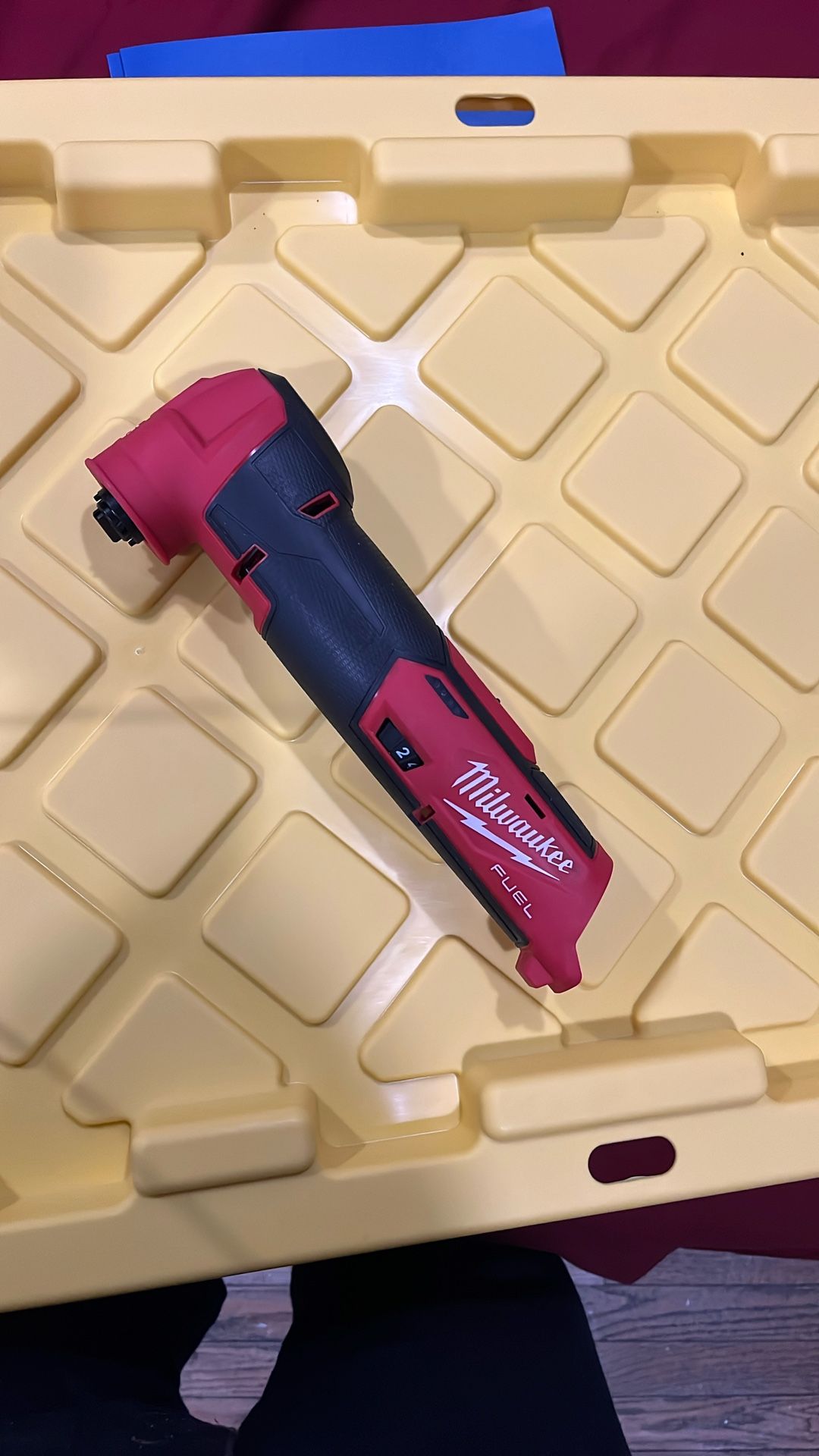 Milwaukee M12 Multi-tool