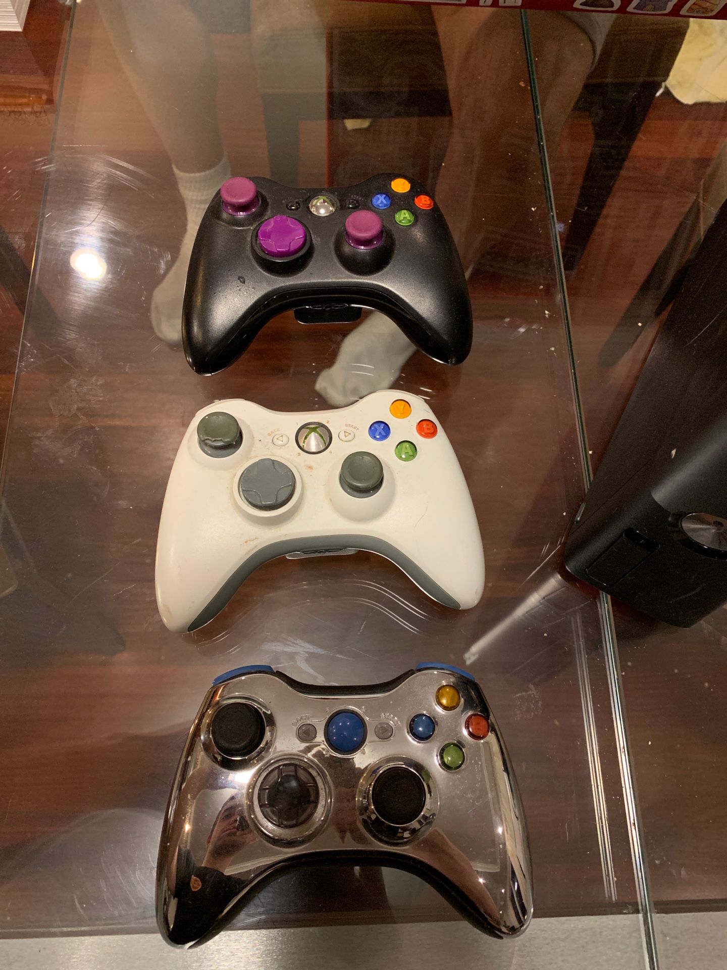 Xbox 360 Elite, HDMI, Modded Controller, Two regular controllers