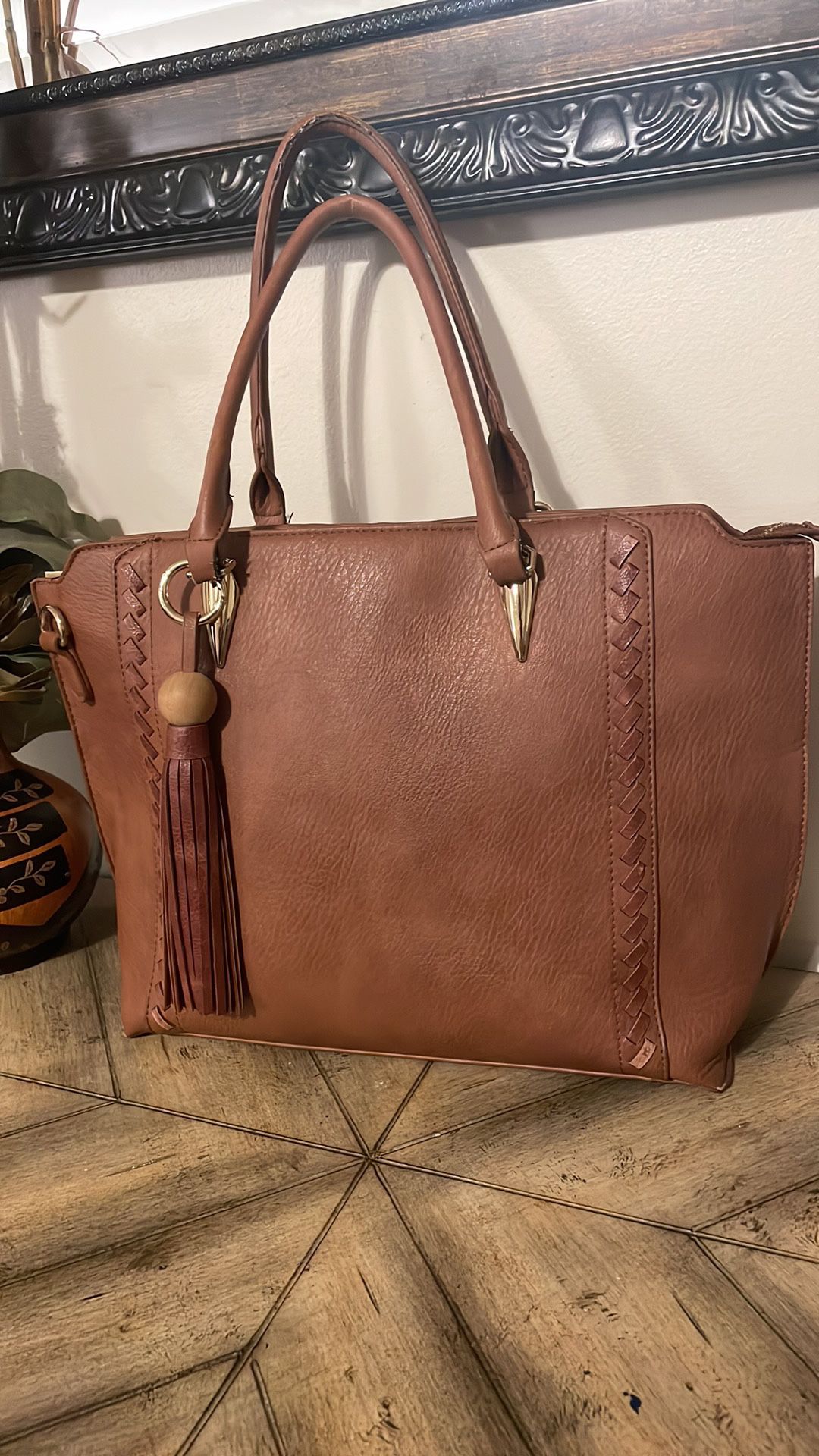 Quality Vegan Leather Shoulder bag handbag
