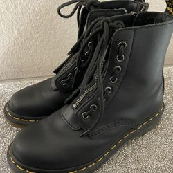 Almost New Dr. Martens Boots Size 6.5 