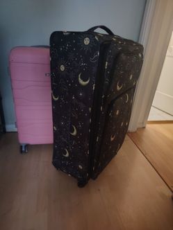 Large suite cases