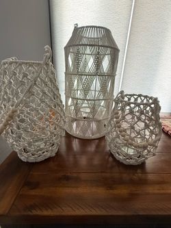 Outdoor/indoor lanterns