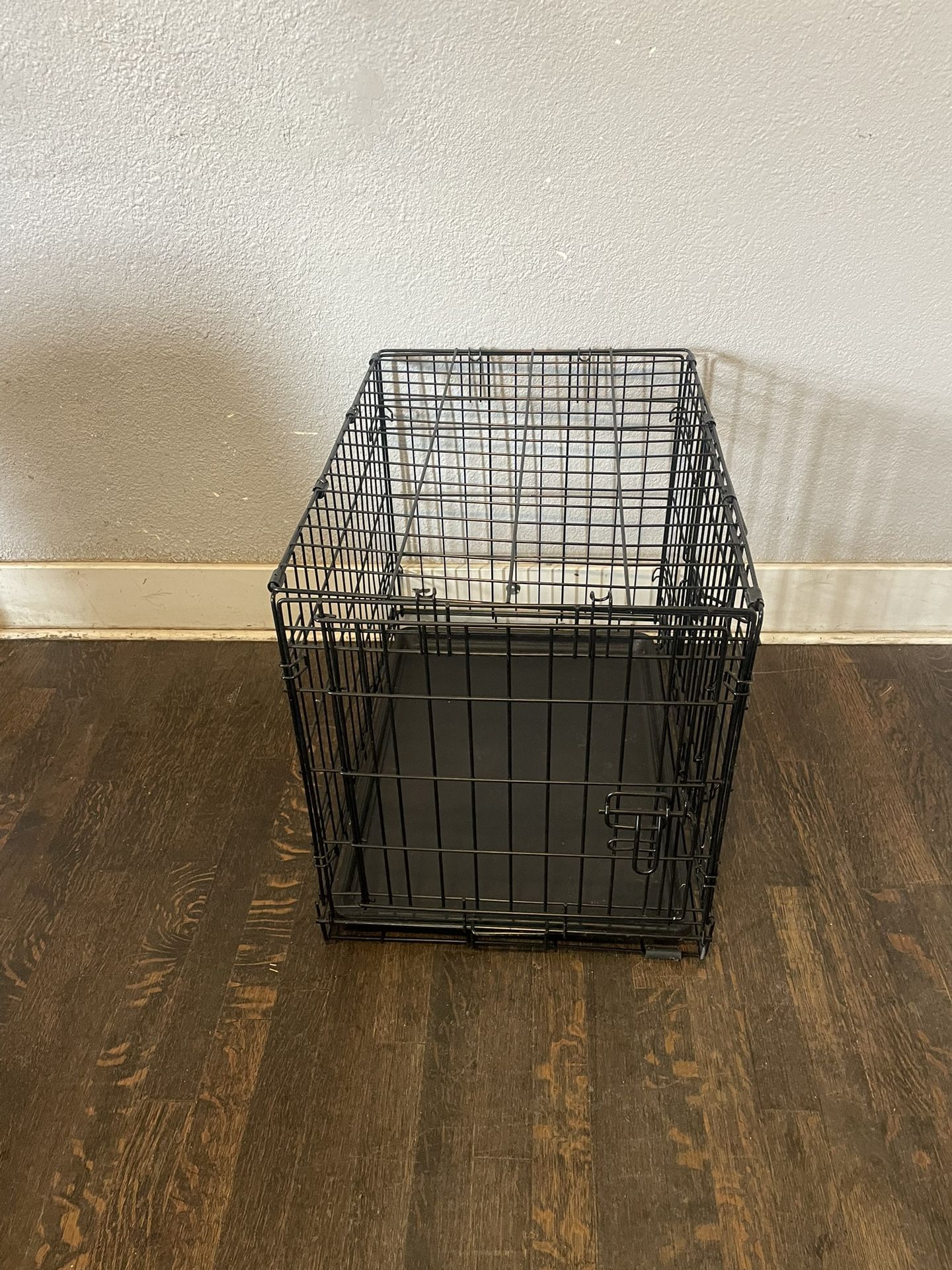 Small  Double Door Folding Wire Dog Crate- 24”x 17”x 18”H