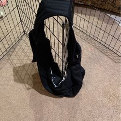 Tomkas cross body dog holder