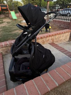 Evenflo pivot travel system