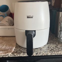 Bell Pro Series 2qt Touchscreen Air fryer 