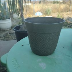 2 Pots