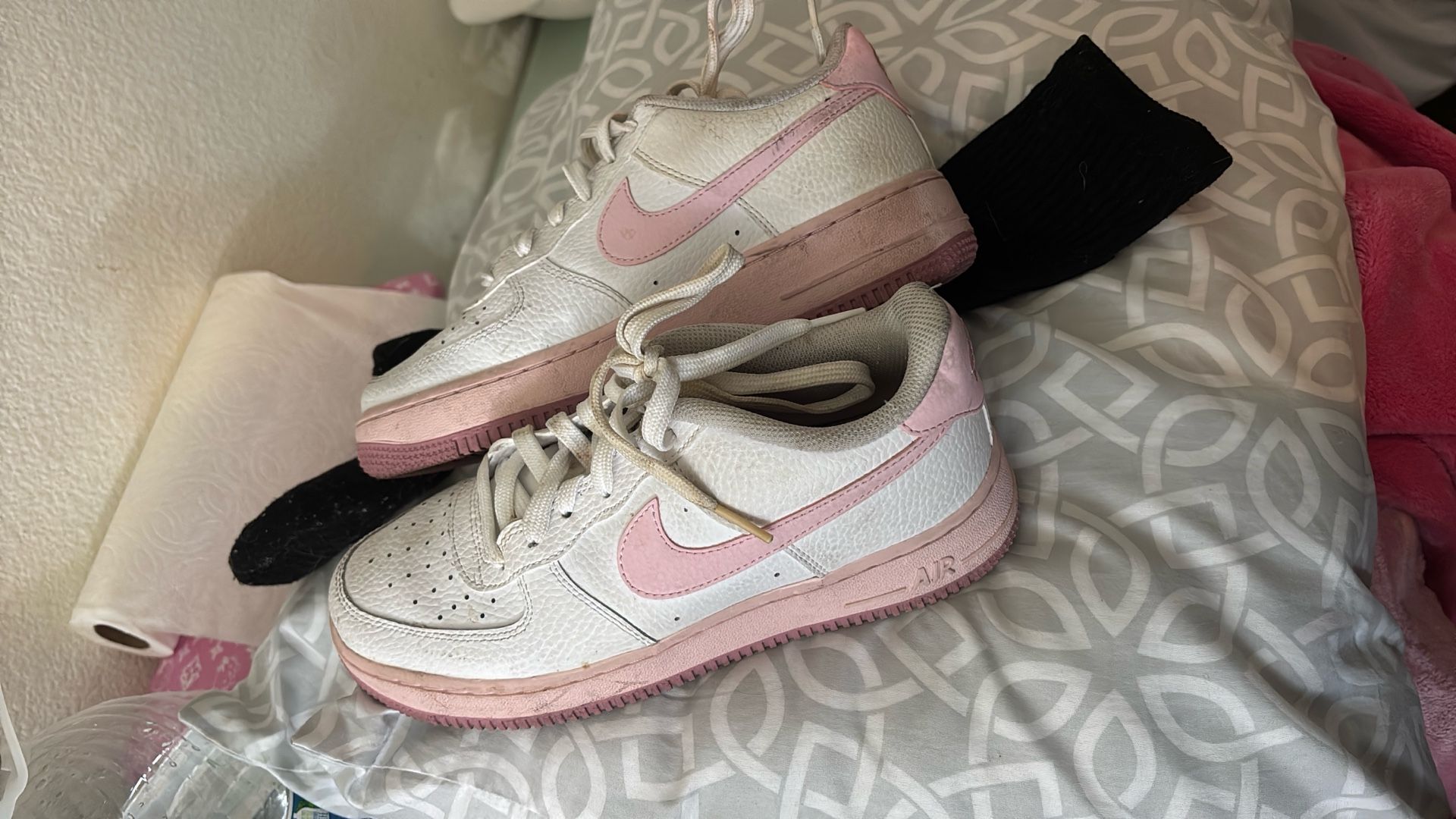 Nike Air Woman Shoes Size 6.5