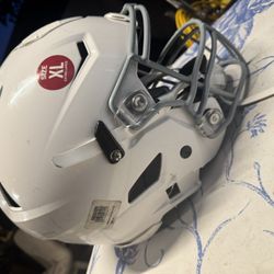 Riddell SpeedFlex Youth Football Helmet