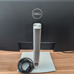 Dell P2721Q 27" 4K UHD USB-C Monitor – Excellent Condition, 65W PD + Adjustable Stand!
