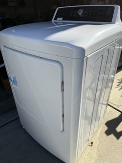 FRIGIDAIRE MAXFILL ELECTRIC DRYER 