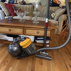 Dyson Bigball Turbinehead Vacuum Cleaner