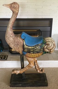 Ostrich statue