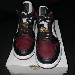 WMNS AIR JORDAN 1 MID SE