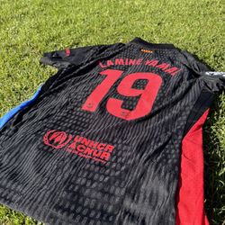 BARCELONA AWAY CHAMPIONS LEAGUE PATCHES YAMAL #19