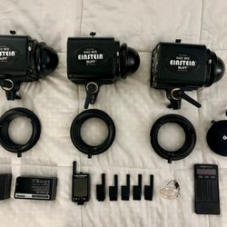 Paul Buff Einstein 640WS (3 Strobes, Cyber Commander, & Buff Backpack)