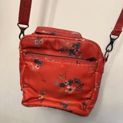 Lug Crossbody