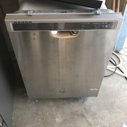Whirlpool Dishwasher 