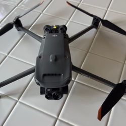DJI Mavic 3 Thermal