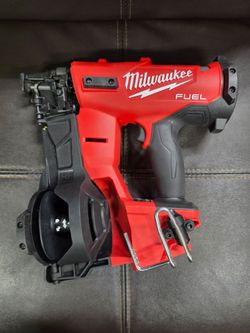 Milwaukee M18 FUEL Coil Roofing Nailer (Tool Only)