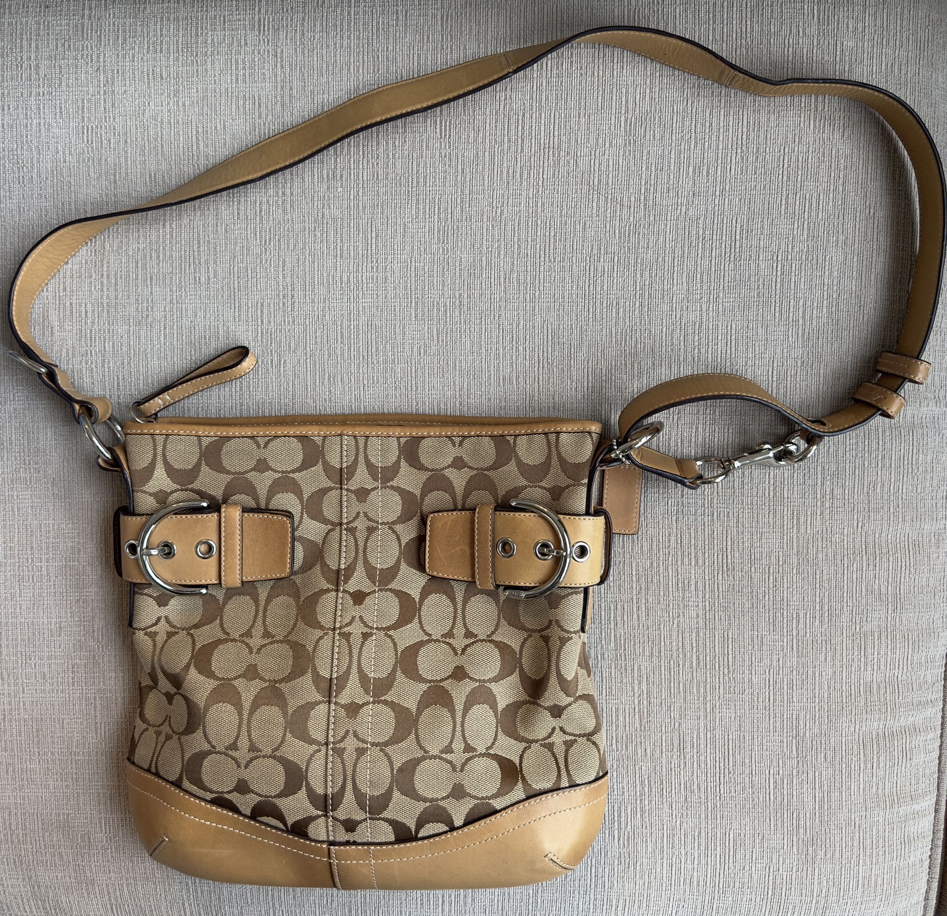 Vintage coach Soho Signature Canvas/leather Shoulder Bag