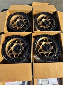 Brand New KMC “553” Torx Machined 17” Off-Road Wheels for 6x135 Ford Trucks and SUVs 17x8.5 0ET