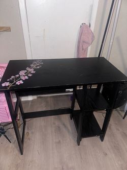 DESK